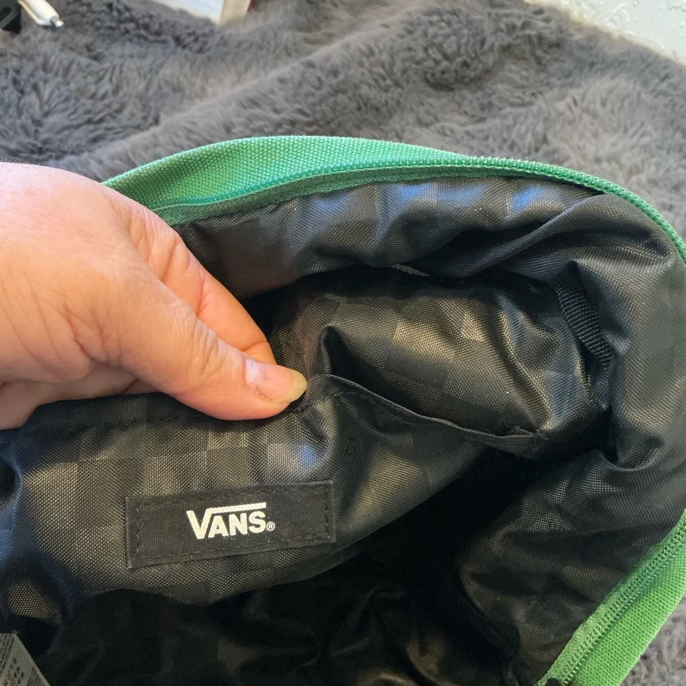 Vans Green Backpack with Cream Details - Picture 9 of 12
